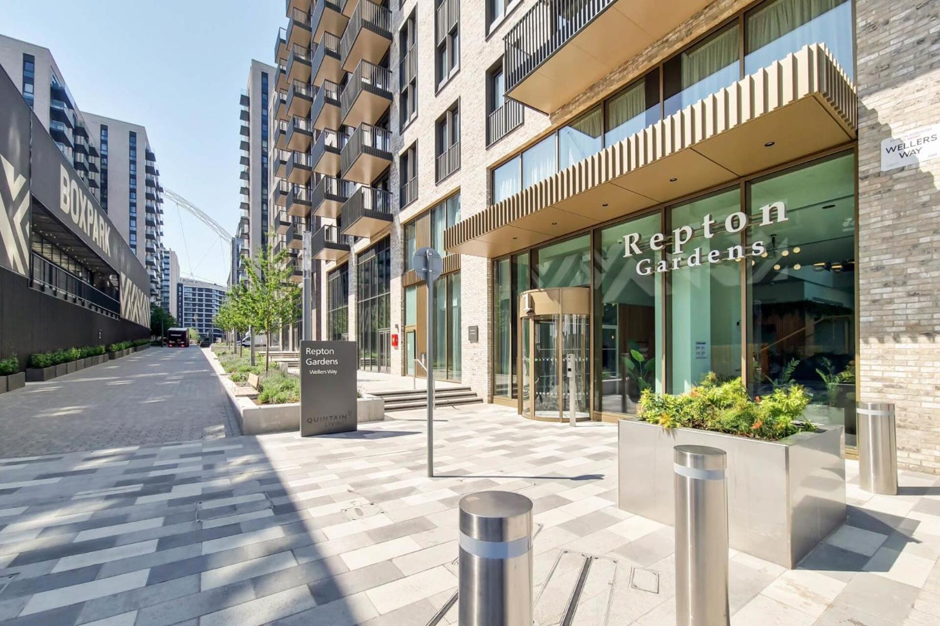 Botanical-Inspired Apartments At Repton Gardens Right In The Heart Of Wembley Park London Exterior foto